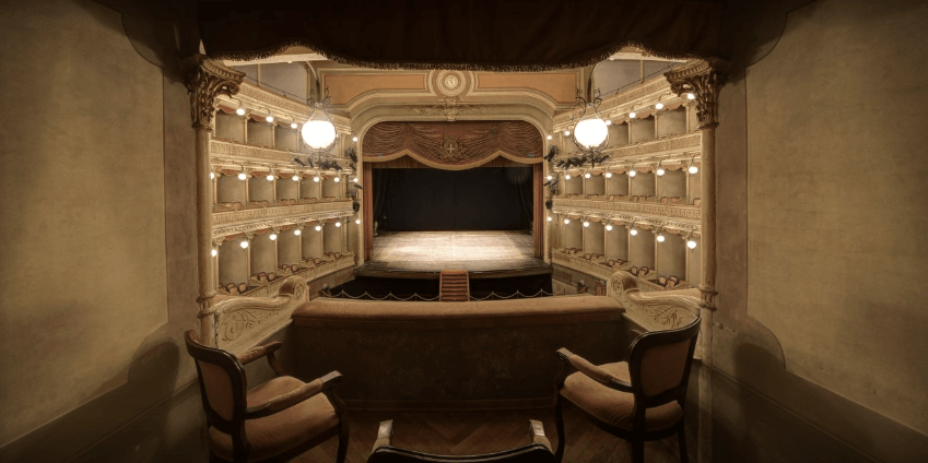 NOVARA: i titoli della stagione 2017/18... c'è anche l'operetta!